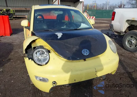 2000 Volkswagen New Beetle Gls Tdi z USA, uszkodzony, nr VIN 3VWCF21C4YM448067